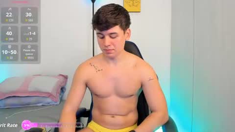 Snapshot of gingertwink_n chatting on 07-14-26, 01:41 Josh Mills online show from 07-14-26, 01:41