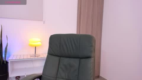 Snapshot of ginnaaaa_ chatting on 07-08-26, 11:53 Ginnaa online show from 07-08-26, 11:53