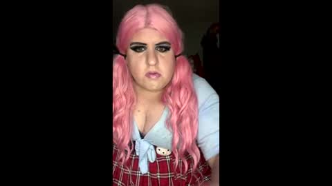 Snapshot of ginny_dominatrix chatting on 06-07-26, 02:16 ginny ray online show from 06-07-26, 02:16
