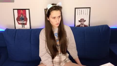 Ginnyg  online show from 12-23-24, 09:40