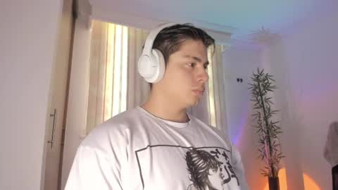 Snapshot of gio_russo chatting on 07-08-26, 04:22 GioRusso online show from 07-08-26, 04:22