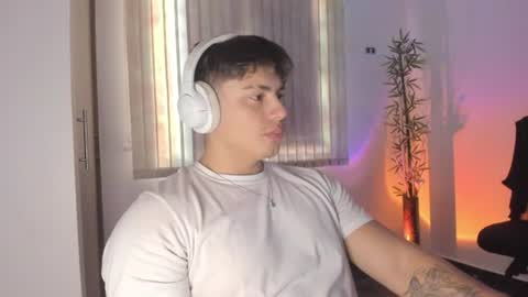 Snapshot of gio_russo chatting on 07-14-26, 03:51 GioRusso online show from 07-14-26, 03:51