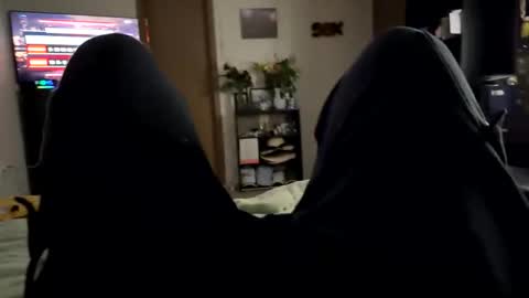 Snapshot of giogio420 chatting on 12-20-25, 03:46 gio g online show from 12-20-25, 03:46