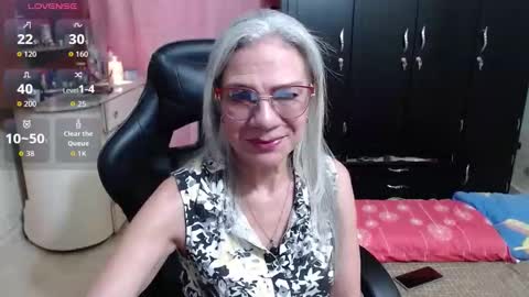 Mary online show from 10-19-25, 06:58