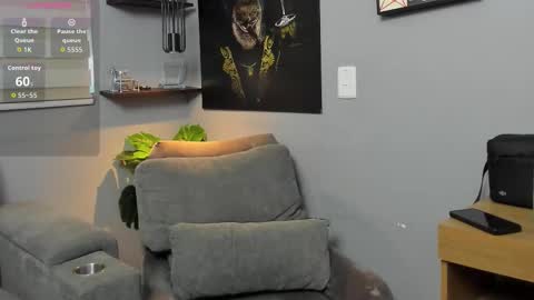 Giorgio leone online show from 10-25-25, 10:04