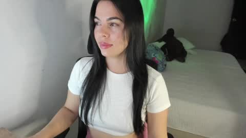 GIO RIVERA online show from 05-24-26, 06:29