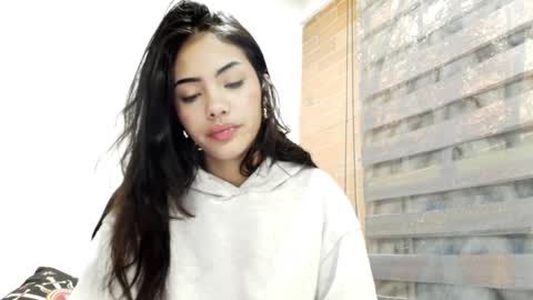 giovanna_oliveria online show from 02-18-26, 11:33