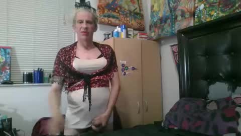 giovanni131971 online show from 12-14-25, 09:41