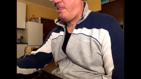 giovanni_1964 online show from 02-22-26, 06:35