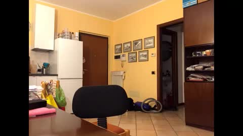 giovanni_1964 online show from 04-14-26, 06:03