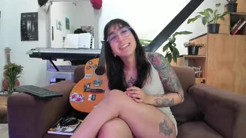 girasol1921 online show from 01-17-25, 10:23