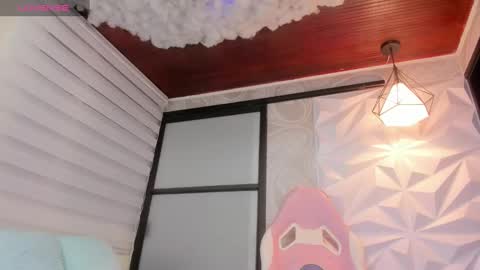 emily online show from 12-31-24, 12:32