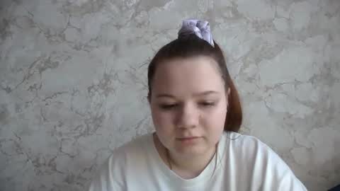 girl_cute07 online show from 04-13-26, 02:55