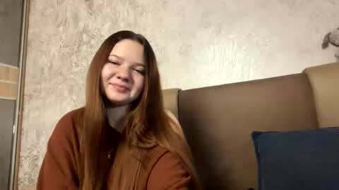 Snapshot of girl_cute07 chatting on 05-12-26, 02:36 girl_cute07 online show from 05-12-26, 02:36