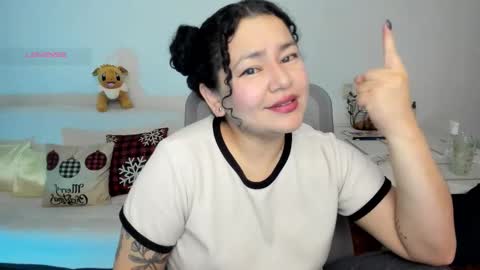 girl_inline online show from 12-01-25, 11:10