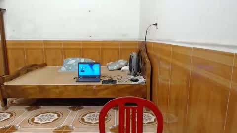 Babe online show from 09-18-25, 01:51