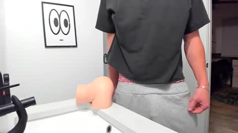 girlcontrol online show from 11-29-25, 05:54