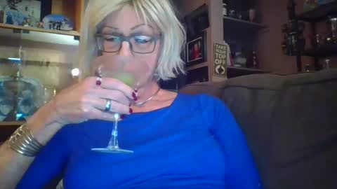 Girlinrock online show from 04-21-26, 01:07