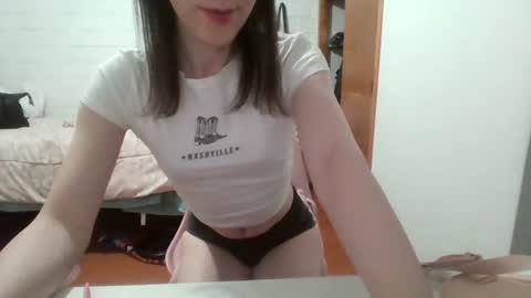 girllytrans online show from 11-17-25, 04:18