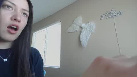 Jasmine online show from 10-28-25, 04:09