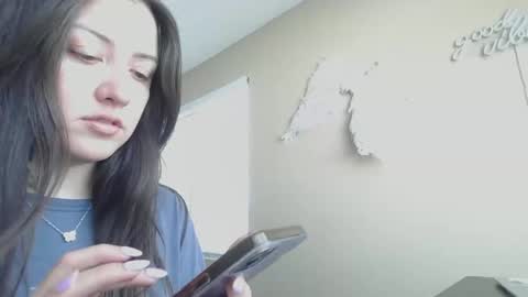 Snapshot of girlnextdoor702 chatting on 02-23-26, 07:55 Jasmine online show from 02-23-26, 07:55