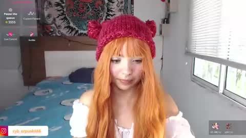 Snapshot of girlredkush chatting on 06-18-26, 06:45 Ann online show from 06-18-26, 06:45