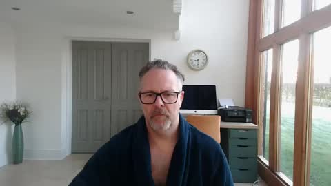 girlsandbikes online show from 02-06-25, 08:29