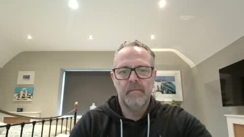 girlsandbikes online show from 02-06-25, 12:37