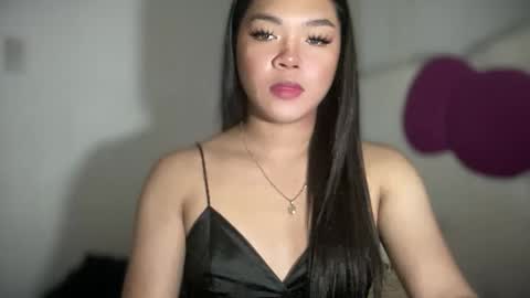 Precious online show from 12-19-25, 01:01