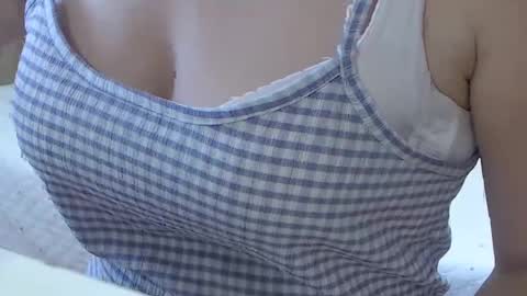 Victoria online show from 11-22-25, 02:27