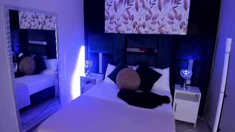     online show from 07-18-26, 10:41