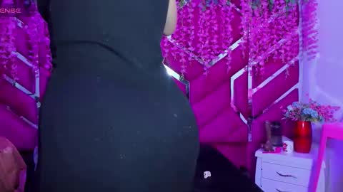 gisell_squirt online show from 04-08-26, 12:49