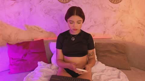 Giselle  online show from 04-09-26, 11:48