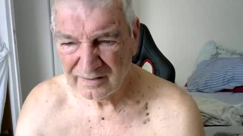 gisse1952m online show from 06-14-26, 01:24