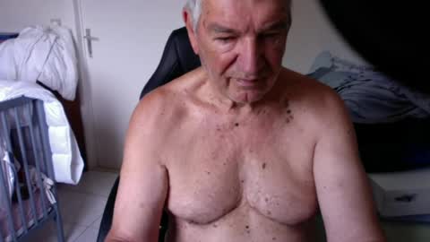 gisse1952m online show from 06-29-26, 08:31