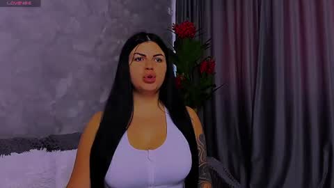 Giulia online show from 06-19-26, 05:34