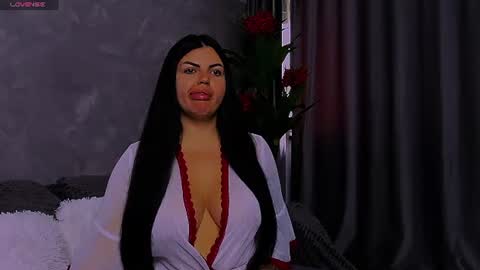 Giulia online show from 06-22-26, 03:19