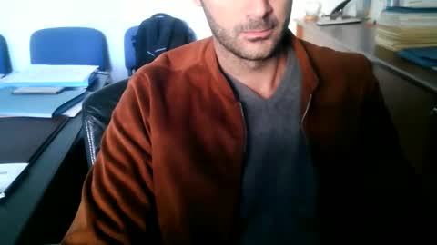 Snapshot of giuseppevai1 chatting on 10-09-25, 07:50 giuseppevai1 online show from 10-09-25, 07:50