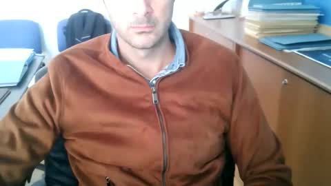 Snapshot of giuseppevai1 chatting on 10-11-25, 09:52 giuseppevai1 online show from 10-11-25, 09:52