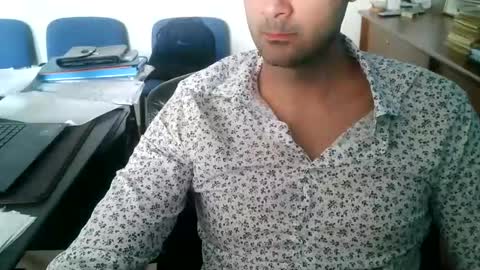 giuseppevai1 online show from 04-10-26, 02:55