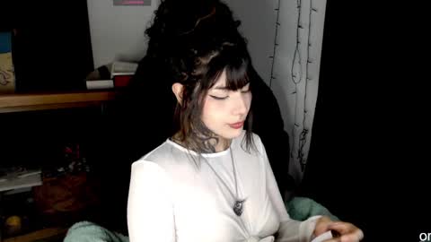 Snapshot of givenom chatting on 12-13-24, 04:54 dirtyvenom online show from 12-13-24, 04:54