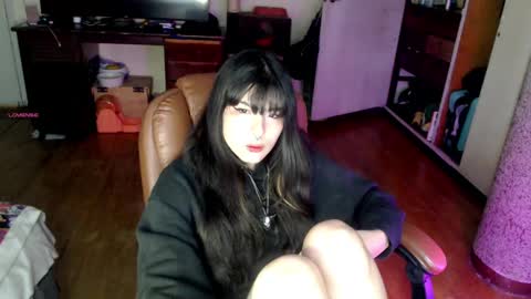 Snapshot of givenom chatting on 10-01-25, 09:10 dirtyvenom online show from 10-01-25, 09:10