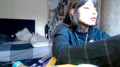 Snapshot of givenom chatting on 12-15-25, 09:41 dirtyvenom online show from 12-15-25, 09:41