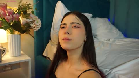 Agness online show from 11-04-25, 03:22