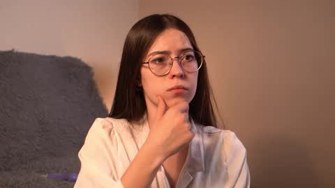 Agness online show from 02-02-26, 02:27