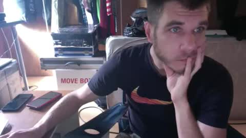 Snapshot of gizmomaster chatting on 09-27-25, 10:20 dutch rave guy c2c dutch online show from 09-27-25, 10:20