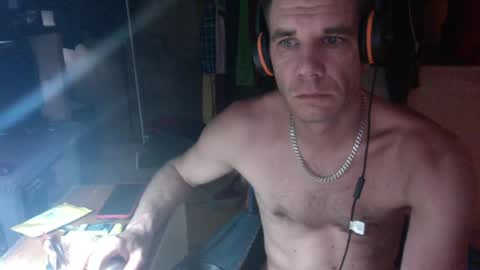 Snapshot of gizmomaster chatting on 06-28-26, 06:41 dutch rave guy c2c dutch online show from 06-28-26, 06:41