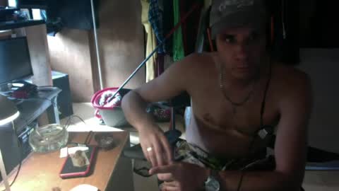 Snapshot of gizmomaster chatting on 07-04-26, 01:28 dutch rave guy c2c dutch online show from 07-04-26, 01:28