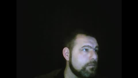 Snapshot of gjleeke chatting on 12-22-24, 10:47 guzz online show from 12-22-24, 10:47