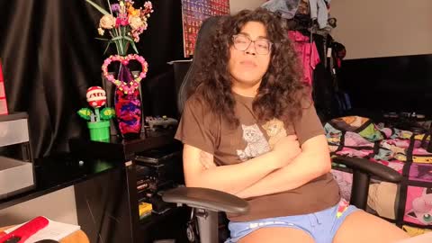 glaceon9 online show from 02-20-25, 11:43